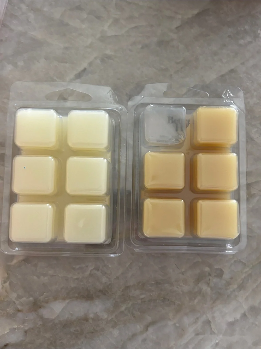 Vintage Checkerboard Electric Wax Warmer with lots of wax melts